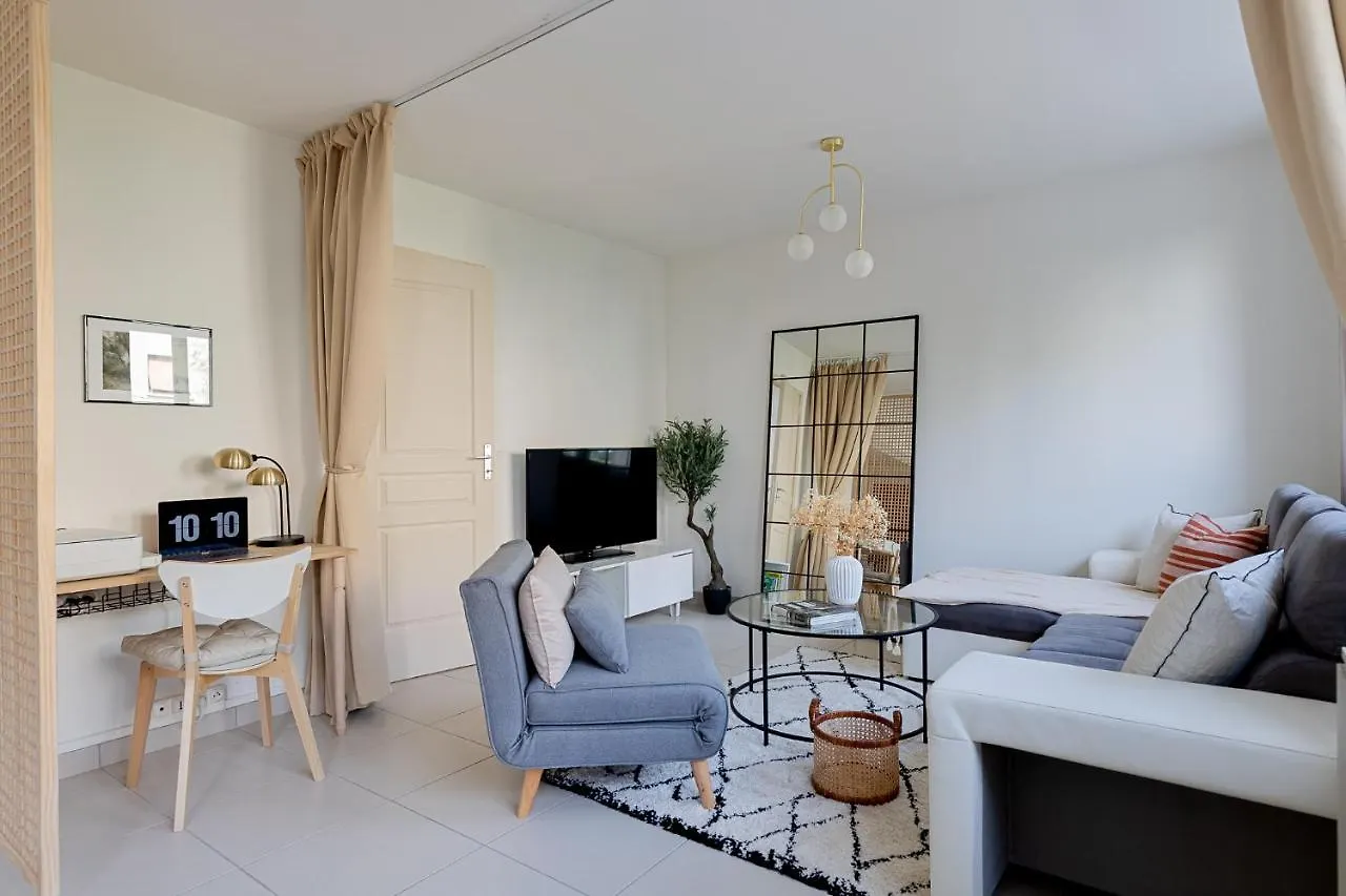 Appartement Spacieux 1 Chambre Parking Gratuit Valence